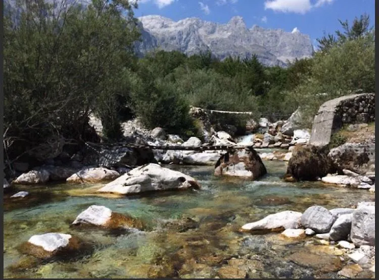 Bujtina Dreni Hotel Theth Albanië