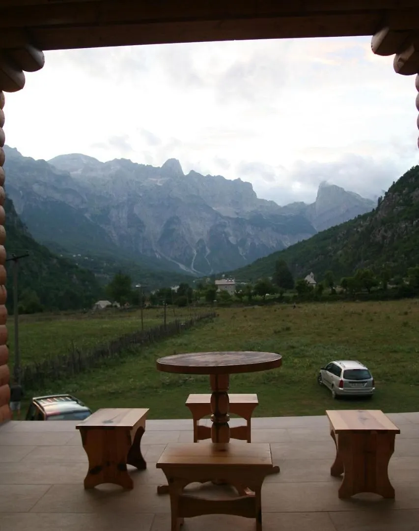 Hotel Bujtina Dreni Theth Albania