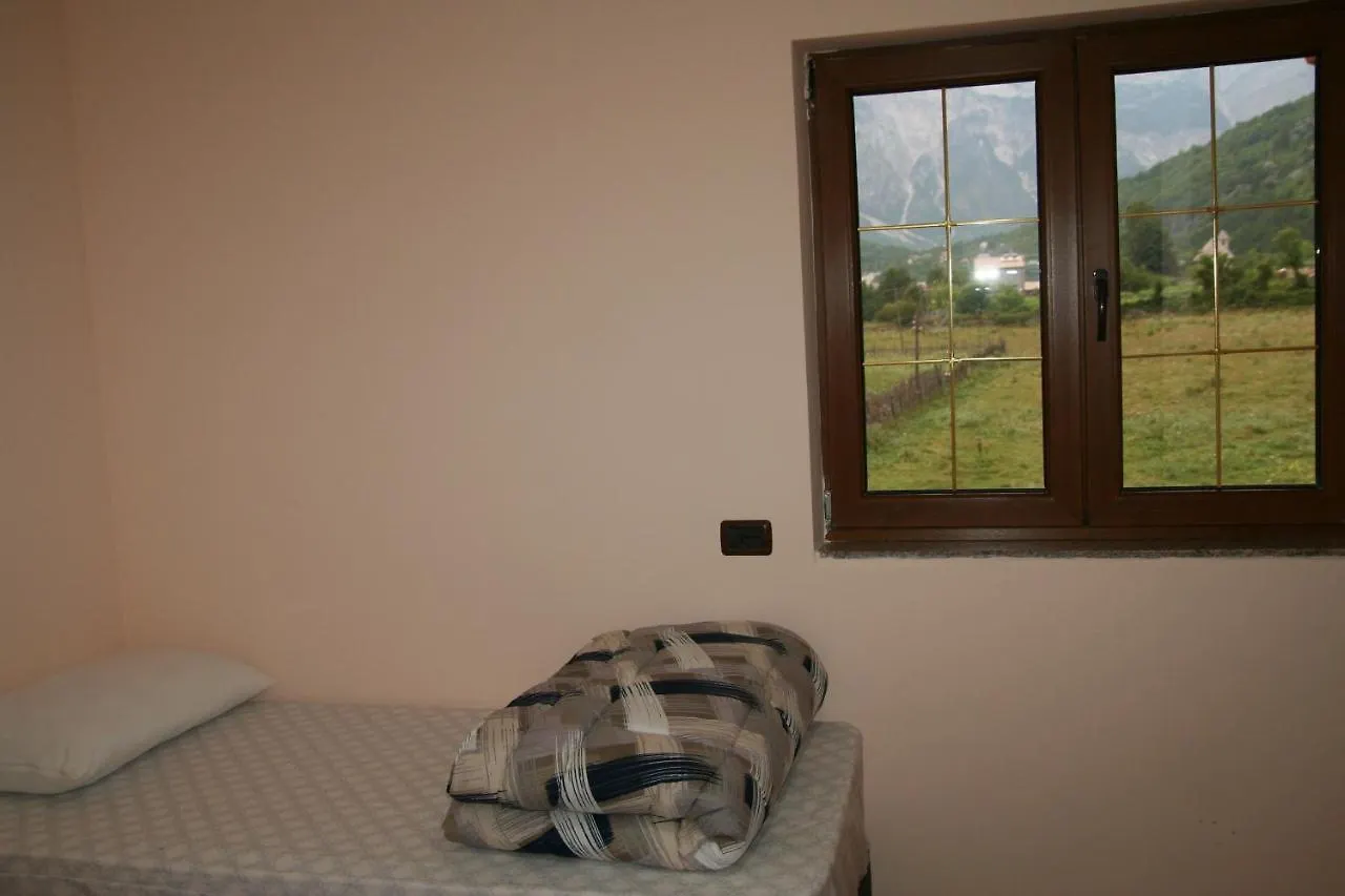 Bujtina Dreni Hotel Theth Albánia